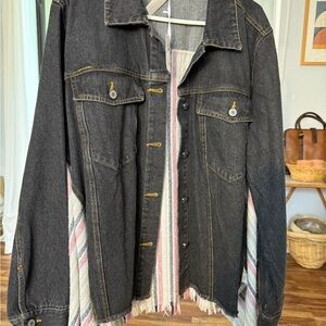 ❤️‍🔥FINAL PRICE❤️‍🔥Davi & Dani Charcoal Denim Jacket NWT NEVER WORN